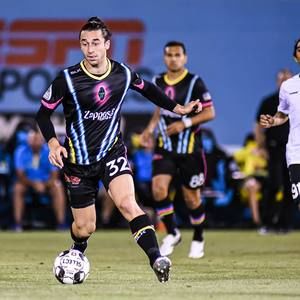 Meet your Posher, Jona